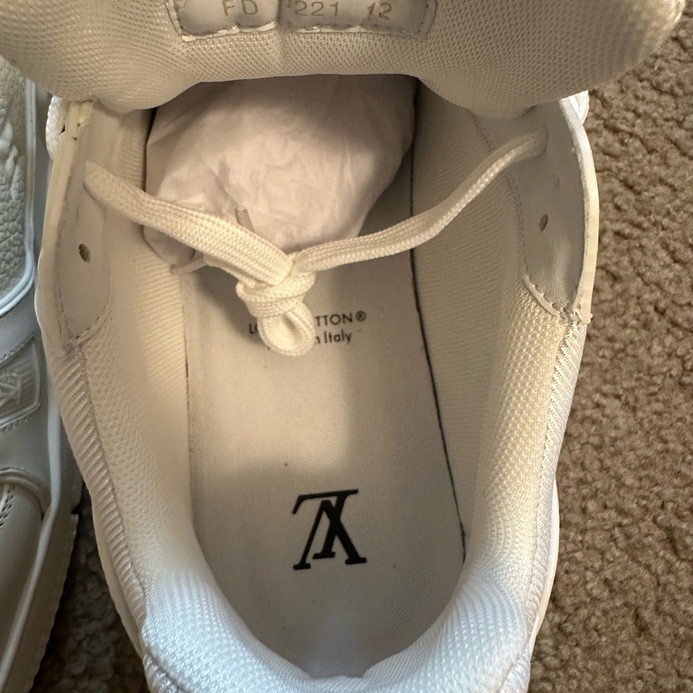 Louis Vuitton Trainers - Picture 3 of 7